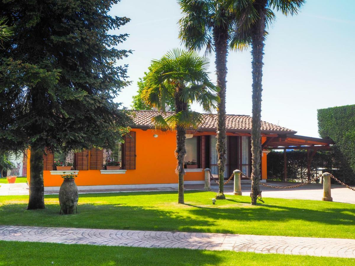 La Brigata Apartments Orange House Каваллино Экстерьер фото